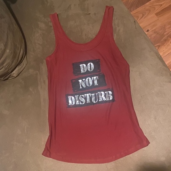 No Boundaries Tops - Do not Disturb graphic Tank Top.